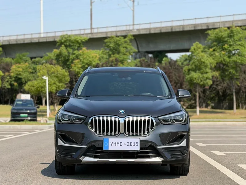 BMW X1 2022 sDrive25Li Leading Type exterior photo 2 BMW X1 2022 sDrive25Li Leading Type exterior photo 2