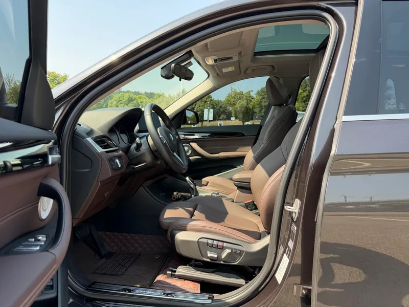 BMW X1 2022 sDrive25Li Leading Type exterior photo 5 BMW X1 2022 sDrive25Li Leading Type exterior photo 5