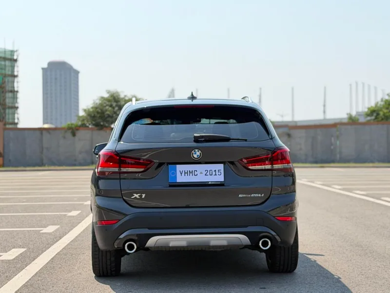 BMW X1 2022 sDrive25Li Leading Type interior photo 19 BMW X1 2022 sDrive25Li Leading Type interior photo 19