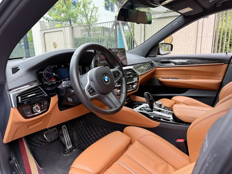 BMW 6 Series GT 2021 Reforma 630i M Conjunto deportivo interior foto 6