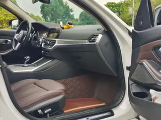 BMW 3 Series 2022 Restyling 325i M Sports Night Suit interior photo 12 BMW 3 Series 2022 Restyling 325i M Sports Night Suit interior photo 12