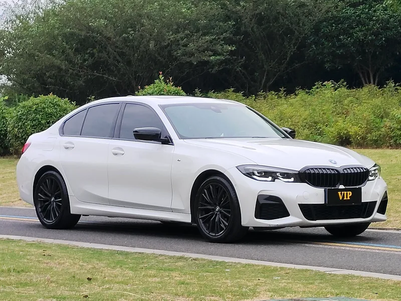 BMW 3 Series 2022 Restyling 325i M Sports Night Suit interior photo 16 BMW 3 Series 2022 Restyling 325i M Sports Night Suit interior photo 16