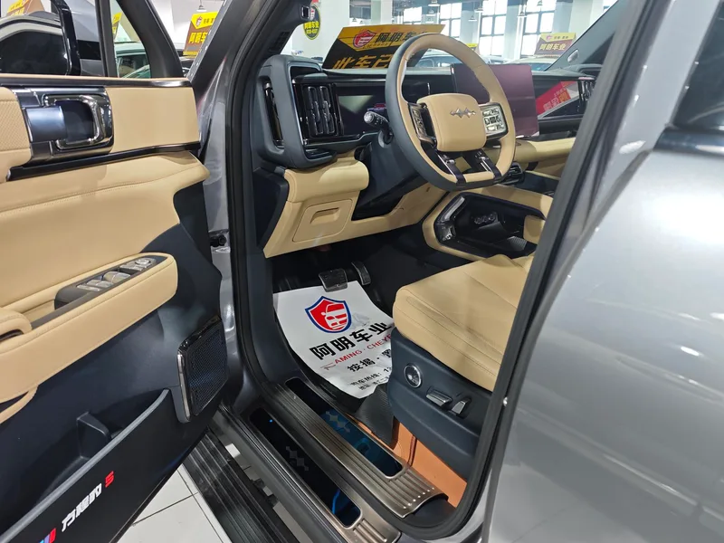 Fangchengbao Leopard 5 2023 Cloud Canyon Ultimate Edition exterior photo 9 Fangchengbao Leopard 5 2023 Cloud Canyon Ultimate Edition exterior photo 9