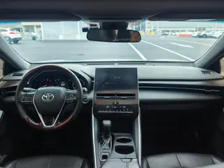 Toyota Avalon 2022 2.0L Luxury Edition interior photo 14 Toyota Avalon 2022 2.0L Luxury Edition interior photo 14