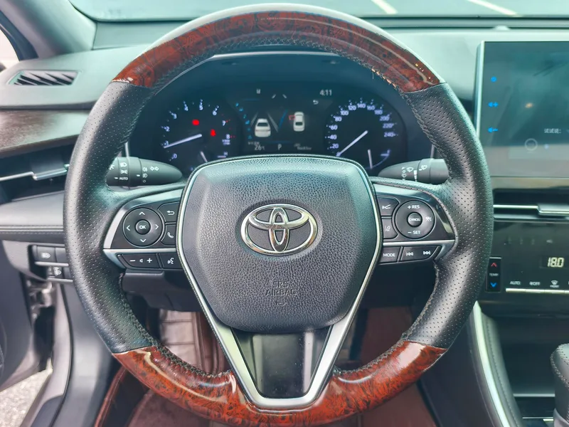 Toyota Avalon 2022 2.0L Luxury Edition interior photo 15 Toyota Avalon 2022 2.0L Luxury Edition interior photo 15
