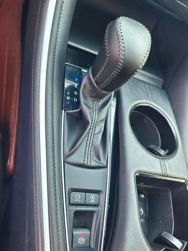 Toyota Avalon 2022 2.0L Luxury Edition interior photo 17 Toyota Avalon 2022 2.0L Luxury Edition interior photo 17