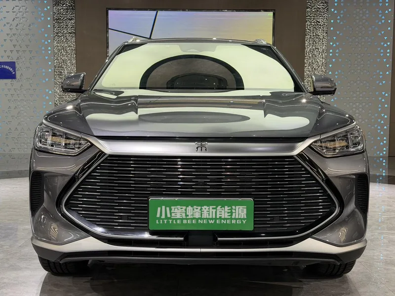 BYD Song PLUS DM 2023 DM-i Champion Edition 110KM Flagship exterior photo 2 BYD Song PLUS DM 2023 DM-i Champion Edition 110KM Flagship exterior photo 2