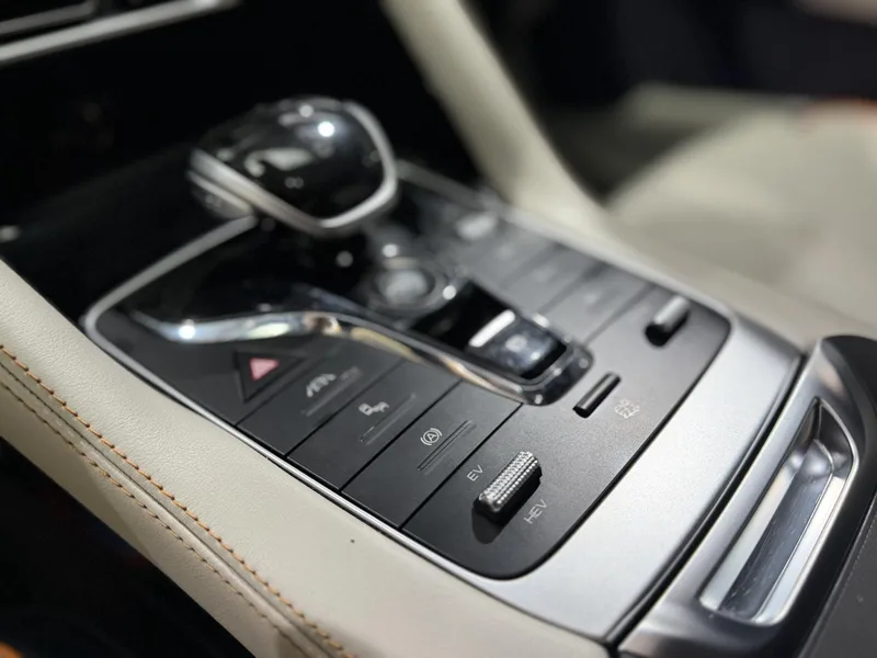 BYD Song PLUS DM 2023 DM-i Champion Edition 110KM Flagship exterior photo 6 BYD Song PLUS DM 2023 DM-i Champion Edition 110KM Flagship exterior photo 6