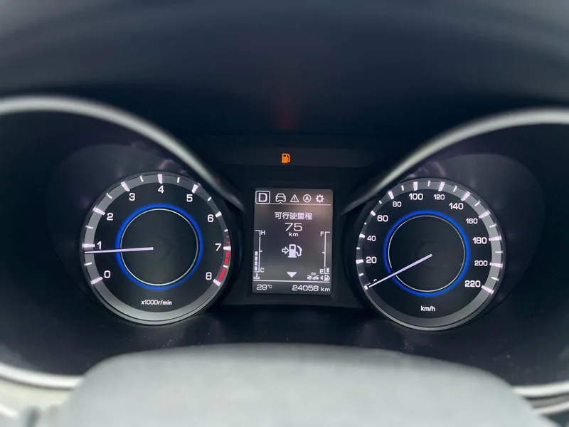 Changan Eado XT 2018 1.6L GDI Automatic trend type China V interior photo 20 Changan Eado XT 2018 1.6L GDI Automatic trend type China V interior photo 20