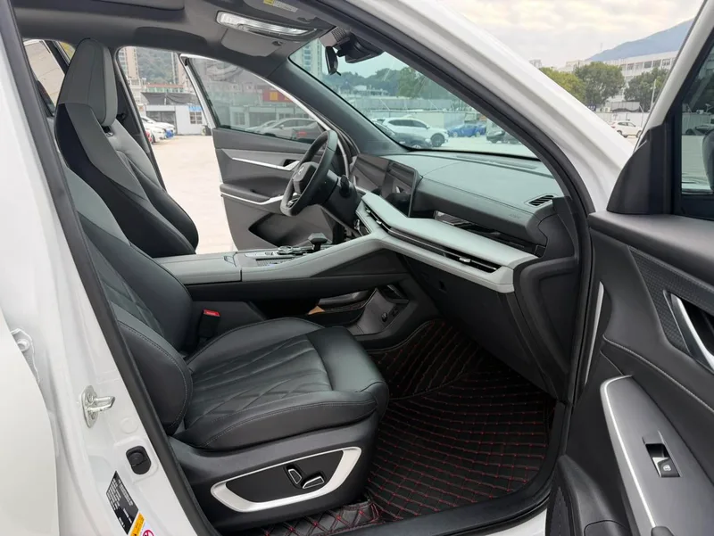 Changan CS75 PLUS 2024 Third generation Champion Edition 1.5T Automatic intelligent driving type interior photo 6 Changan CS75 PLUS 2024 Third generation Champion Edition 1.5T Automatic intelligent driving type interior photo 6