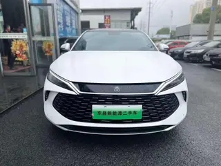 BYD Qin L 2024 DM-i 80KM Tipo de superación exterior foto 6 BYD Qin L 2024 DM-i 80KM Tipo de superación exterior foto 6