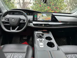 Changan UNI-K 2021 2.0T Premium Trim interior photo 12