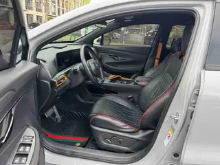 Changan UNI-T 2021 1.5T Versión deportiva Modelo insignia interior foto 15 Changan UNI-T 2021 1.5T Versión deportiva Modelo insignia interior foto 15