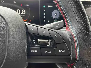 Changan UNI-T 2021 1.5T Versión deportiva Modelo insignia interior foto 17 Changan UNI-T 2021 1.5T Versión deportiva Modelo insignia interior foto 17