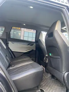 Changan CS75 PLUS 2023 Tercera generación 1.5T Automático de lujo interior foto 11 Changan CS75 PLUS 2023 Tercera generación 1.5T Automático de lujo interior foto 11
