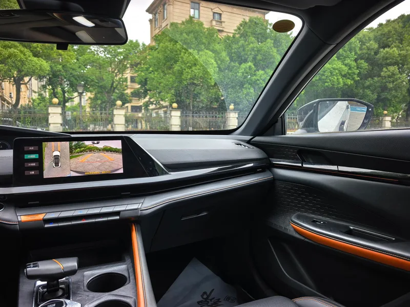 Changan UNI-V 2022 1.5T Premium Trim interior photo 12 Changan UNI-V 2022 1.5T Premium Trim interior photo 12