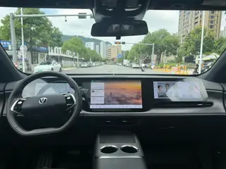 Changan CS75 PLUS 2025 Fourth generation Ultra 2.0T New Blue Whale Wisdom Zhiqing Type interior photo 15