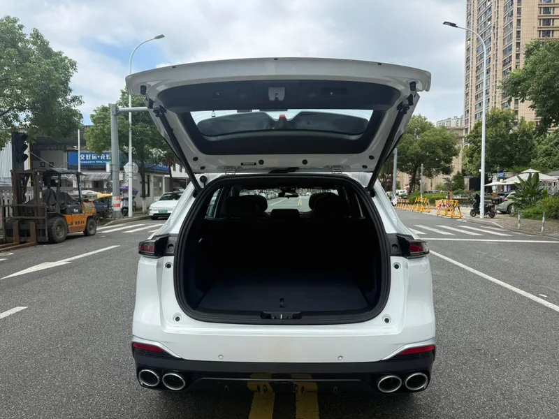 Changan CS75 PLUS 2025 Fourth generation Ultra 2.0T New Blue Whale Wisdom Zhiqing Type interior photo 20