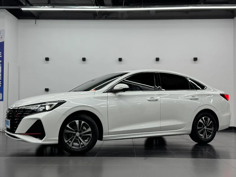 Changan Eado 2023 PLUS Enjoyment Edition Blue whale NE 1.4T GDI DCT Premium Trim exterior photo 1 Changan Eado 2023 PLUS Enjoyment Edition Blue whale NE 1.4T GDI DCT Premium Trim exterior photo 1