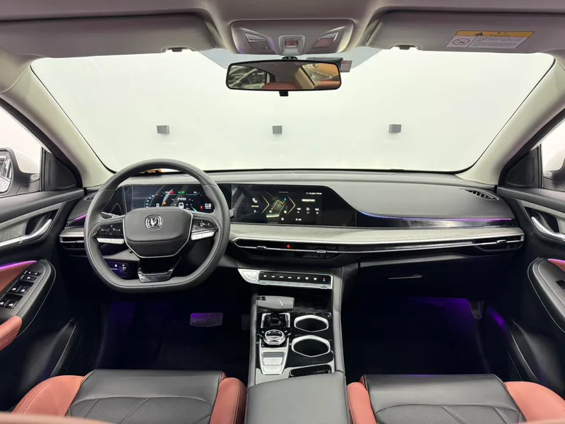 Changan Eado 2023 PLUS Enjoyment Edition Blue whale NE 1.4T GDI DCT Premium Trim interior photo 10 Changan Eado 2023 PLUS Enjoyment Edition Blue whale NE 1.4T GDI DCT Premium Trim interior photo 10