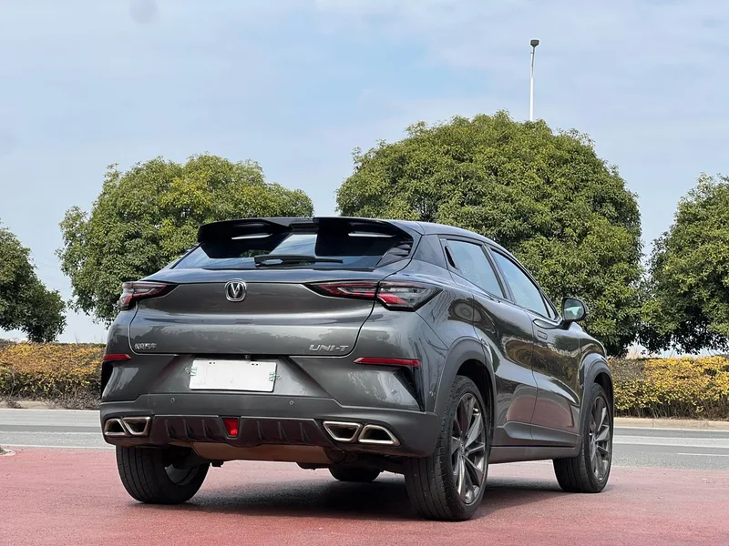 Changan UNI-T 2022 1.5T Sports version Flagship exterior photo 5 Changan UNI-T 2022 1.5T Sports version Flagship exterior photo 5