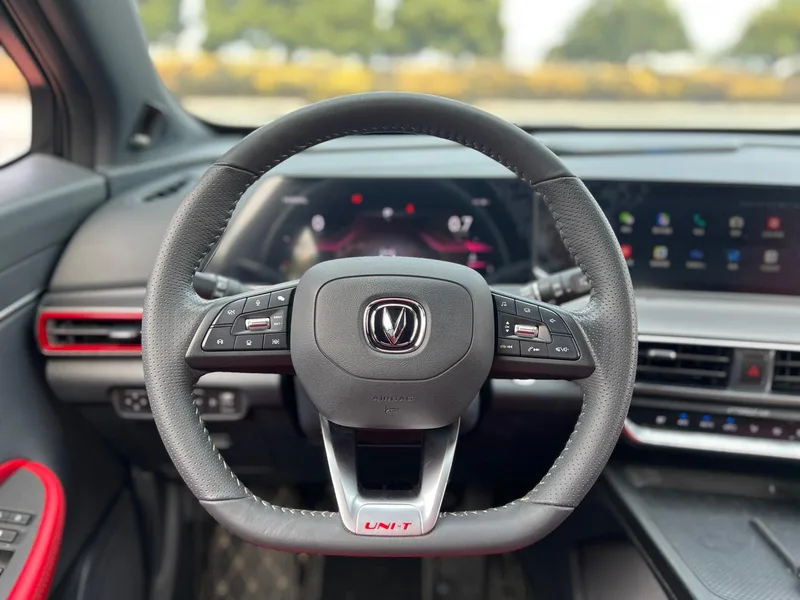Changan UNI-T 2022 1.5T Sports version Flagship interior photo 19 Changan UNI-T 2022 1.5T Sports version Flagship interior photo 19