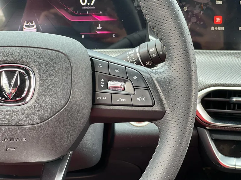 Changan UNI-T 2022 1.5T Sports version Flagship interior photo 20 Changan UNI-T 2022 1.5T Sports version Flagship interior photo 20