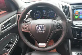 Changan CS75 2017 Cool Edition 1.5T Manual front sharing type interior photo 7 Changan CS75 2017 Cool Edition 1.5T Manual front sharing type interior photo 7