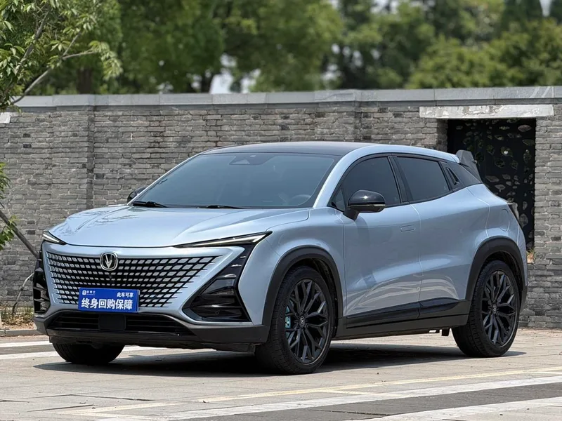 Changan UNI-T 2022 2.0T Premium Trim exterior photo 1 Changan UNI-T 2022 2.0T Premium Trim exterior photo 1