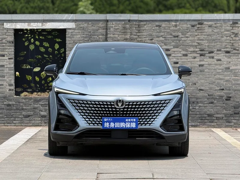 Changan UNI-T 2022 2.0T Premium Trim exterior photo 2 Changan UNI-T 2022 2.0T Premium Trim exterior photo 2