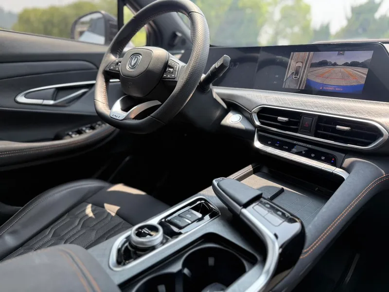 Changan UNI-T 2022 2.0T Premium Trim interior photo 11 Changan UNI-T 2022 2.0T Premium Trim interior photo 11