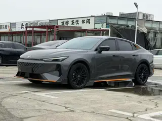 Changan UNI-V 2025 1.5T 500Bar Sport de luxe