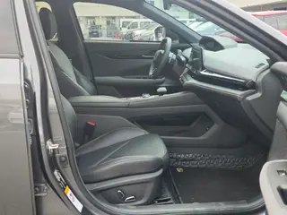 Changan UNI-V 2022 1.5T Tipo piloto inteligente interior foto 11
