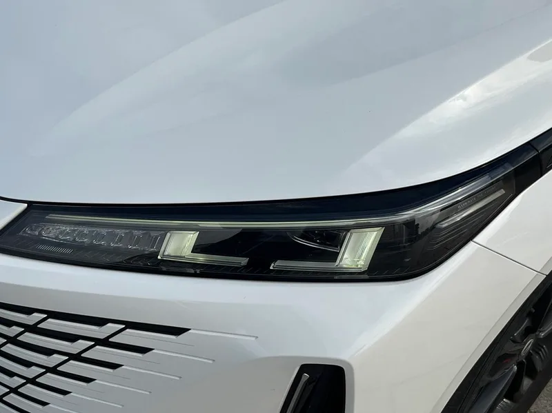 Changan Lamore 2023 1.5T GDI Auto Enjoy Edition exterior photo 8 Changan Lamore 2023 1.5T GDI Auto Enjoy Edition exterior photo 8