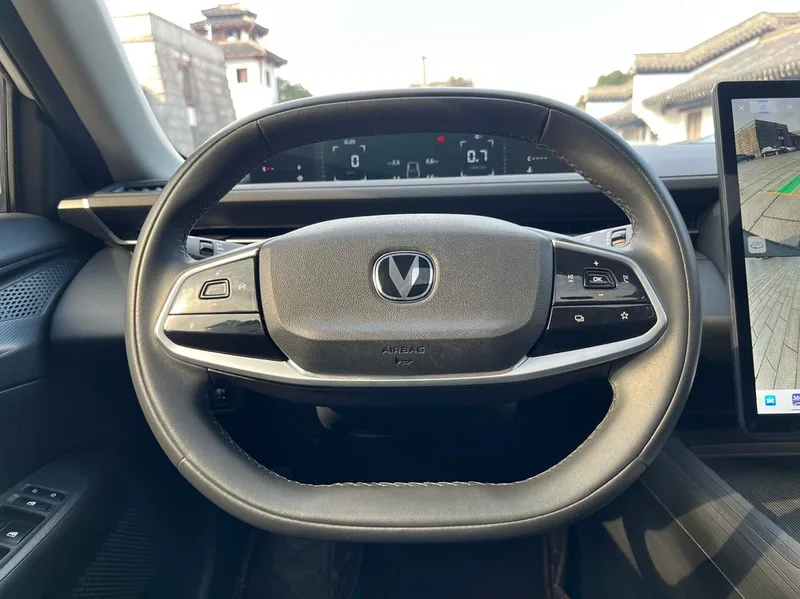 Changan Lamore 2023 1.5T GDI Auto Enjoy Edition interior photo 19 Changan Lamore 2023 1.5T GDI Auto Enjoy Edition interior photo 19