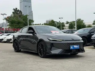 Changan UNI-V 2024 1.5T Престижный спортивный экстерьер фото 3