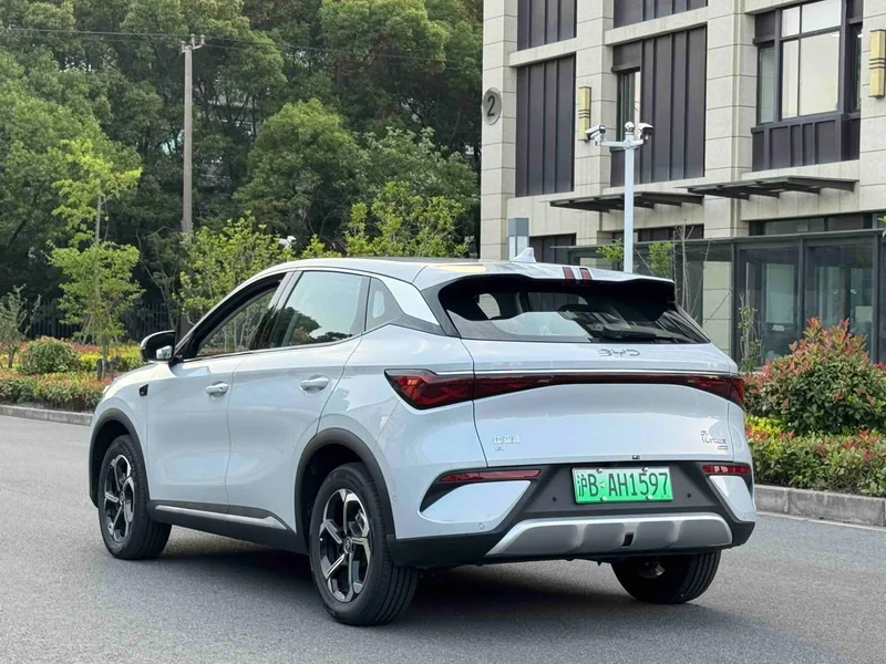 BYD Yuan Plus 2025 Versión de conducción inteligente 510KM Líder exterior foto 5 BYD Yuan Plus 2025 Versión de conducción inteligente 510KM Líder exterior foto 5