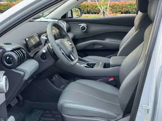 BYD Yuan Plus 2025 Versión de conducción inteligente 510KM Líder interior foto 12 BYD Yuan Plus 2025 Versión de conducción inteligente 510KM Líder interior foto 12