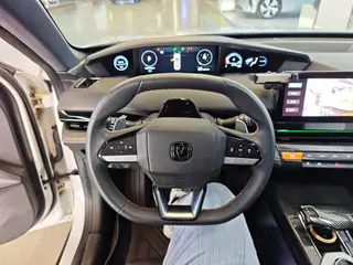 Changan UNI-V 2022 1.5T Premium Trim interior photo 13 Changan UNI-V 2022 1.5T Premium Trim interior photo 13