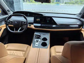 Changan UNI-K 2023 2.0T Yuelai type interior photo 12 Changan UNI-K 2023 2.0T Yuelai type interior photo 12