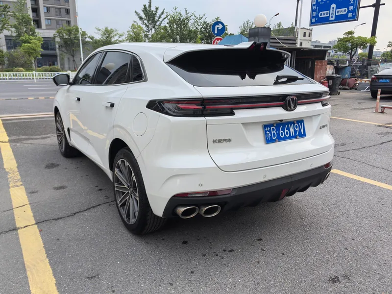 Changan UNI-K 2023 2.0T Yuelai type interior photo 16 Changan UNI-K 2023 2.0T Yuelai type interior photo 16