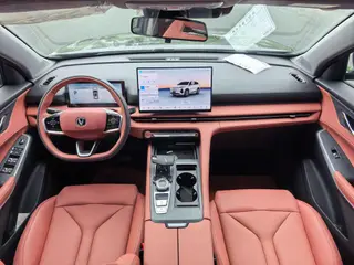 Changan CS75 PLUS 2025 Fourth generation 1.5T New Blue Whale Wisdom Enjoy interior photo 16 Changan CS75 PLUS 2025 Fourth generation 1.5T New Blue Whale Wisdom Enjoy interior photo 16