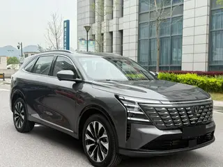 Changan CS75 PLUS 2025 Fourth generation Ultra 2.0T New Blue Whale Wisdom Zhiqing Type exterior photo 3 Changan CS75 PLUS 2025 Fourth generation Ultra 2.0T New Blue Whale Wisdom Zhiqing Type exterior photo 3