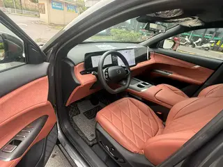 Changan CS75 PLUS 2025 Fourth generation Ultra 2.0T New Blue Whale Wisdom Zhiqing Type exterior photo 4 Changan CS75 PLUS 2025 Fourth generation Ultra 2.0T New Blue Whale Wisdom Zhiqing Type exterior photo 4