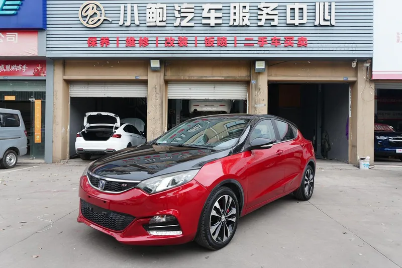 Changan Eado XT 2017 RS 1.5T Tipo deslumbrante automático exterior foto 1 Changan Eado XT 2017 RS 1.5T Tipo deslumbrante automático exterior foto 1