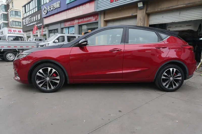Changan Eado XT 2017 RS 1.5T Tipo deslumbrante automático exterior foto 3 Changan Eado XT 2017 RS 1.5T Tipo deslumbrante automático exterior foto 3