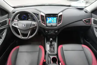 Changan Eado XT 2017 RS 1.5T Tipo deslumbrante automático exterior foto 6 Changan Eado XT 2017 RS 1.5T Tipo deslumbrante automático exterior foto 6