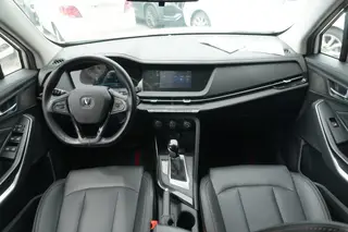 Changan CS15 2019 1.5L Automatic Flagship China V exterior photo 6 Changan CS15 2019 1.5L Automatic Flagship China V exterior photo 6