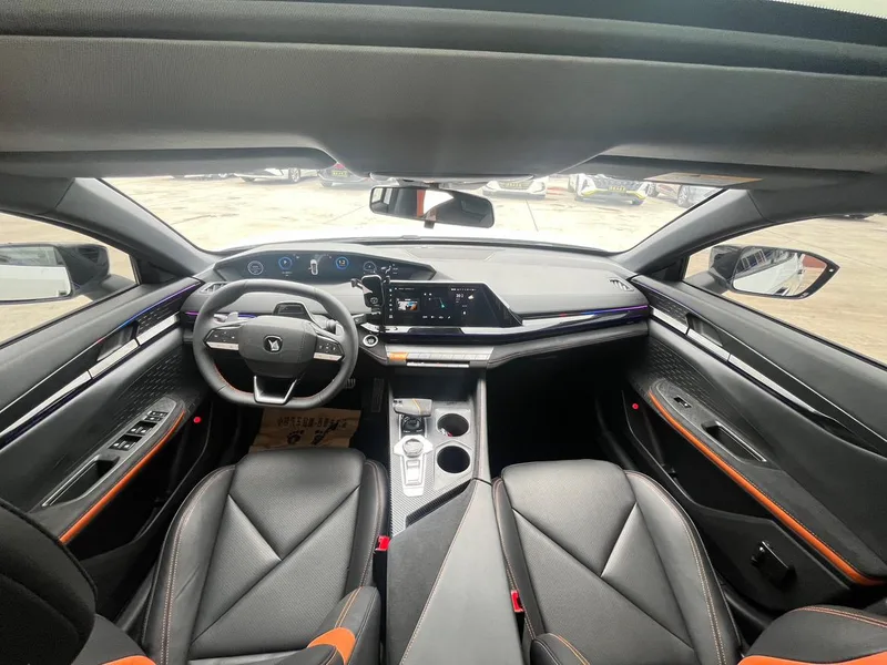 Changan UNI-V 2022 1.5T Sports version interior photo 13 Changan UNI-V 2022 1.5T Sports version interior photo 13