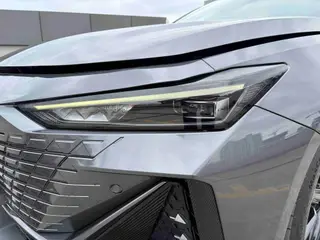 Changan UNI-V 2022 1.5T Premium Trim exterior photo 4 Changan UNI-V 2022 1.5T Premium Trim exterior photo 4
